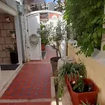 아파트 Ivana Apartment, 100m