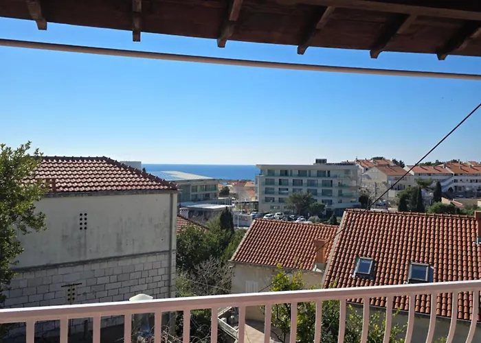 Ivana Apartment, 100m